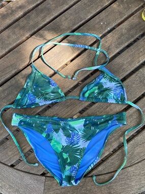 Letarte Bikini Set Size L Blue Green Tropical Hawaii EUC Summer Pool Swimsuit